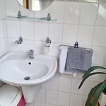 Inn Egida Rez